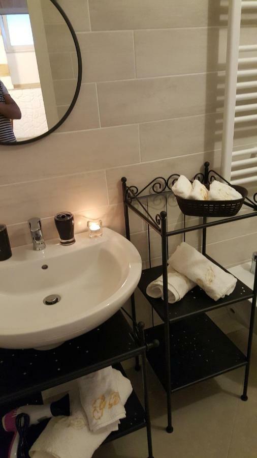 Casa Vacanze Gabriele D'Annunzio Apartment Монополи Екстериор снимка